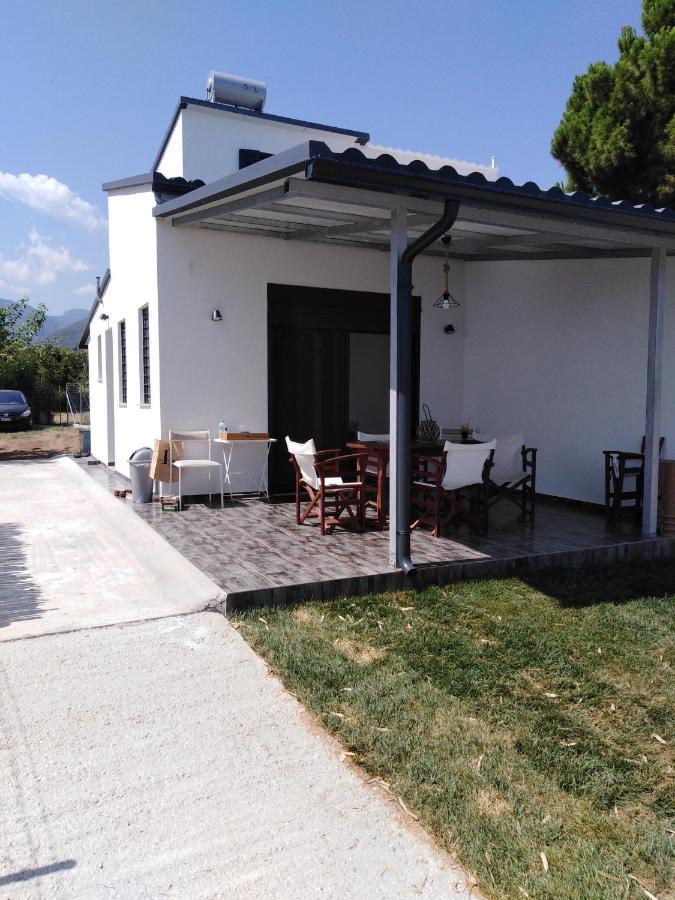 Σπίτι Με Σοφίτα Μπροστά Στη Θάλασσα Villa Trapeza  Exterior photo