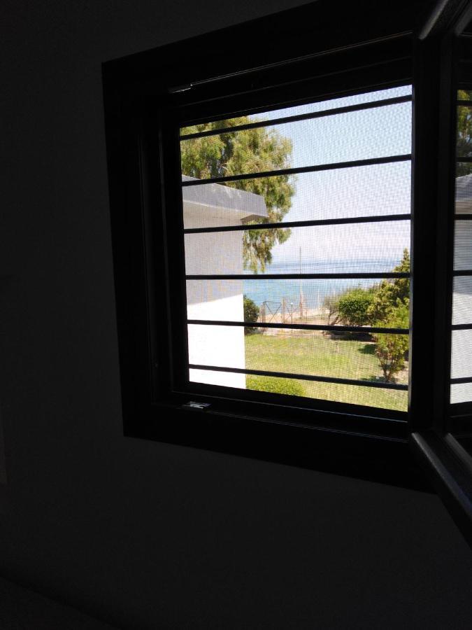 Σπίτι Με Σοφίτα Μπροστά Στη Θάλασσα Villa Trapeza  Exterior photo