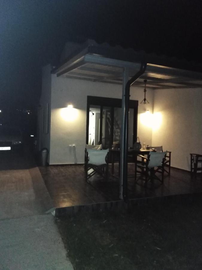 Σπίτι Με Σοφίτα Μπροστά Στη Θάλασσα Villa Trapeza  Exterior photo